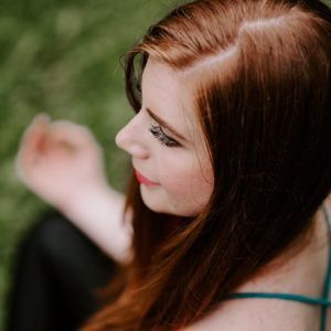 Meet your Posher, Caitlin